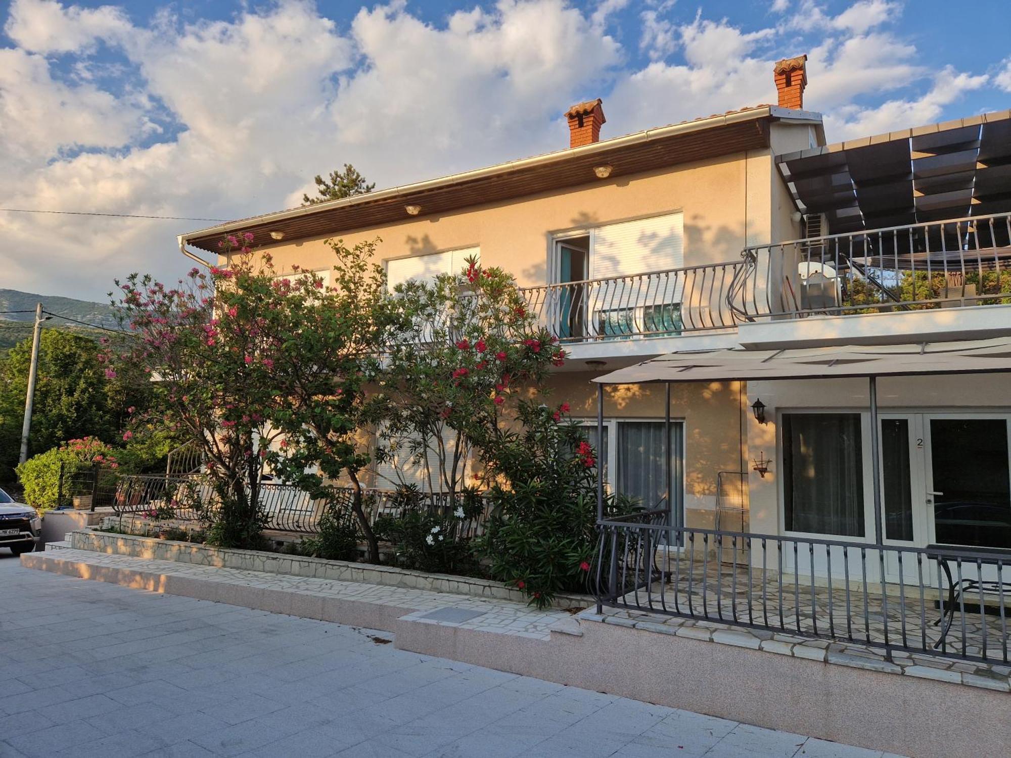 Sophie - 67m2- Grill - Garden Apartment *